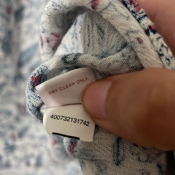 LC Lauren Conrad Blue and White Flutter Sleeve Blouse Size L - Picture 5 of 7